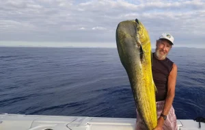 Mike Vos with prize Dorado aboard the Maria Teresa